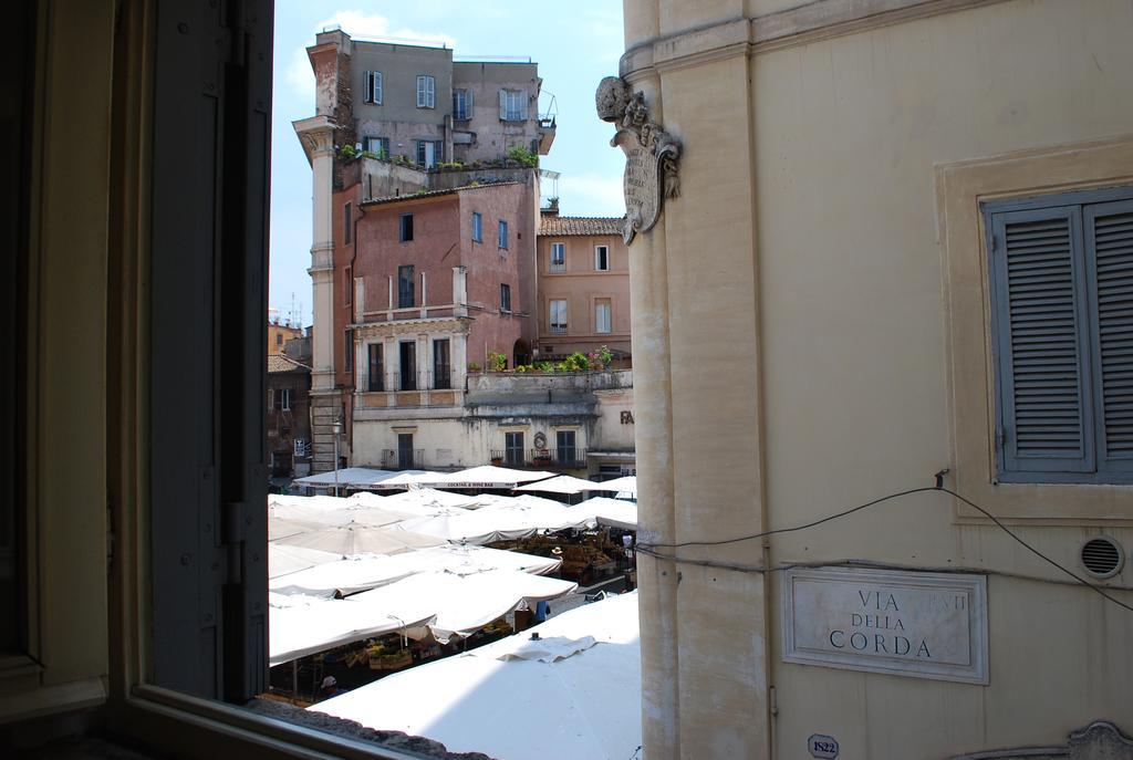 Appartamento Piazza Farnese روما الغرفة الصورة