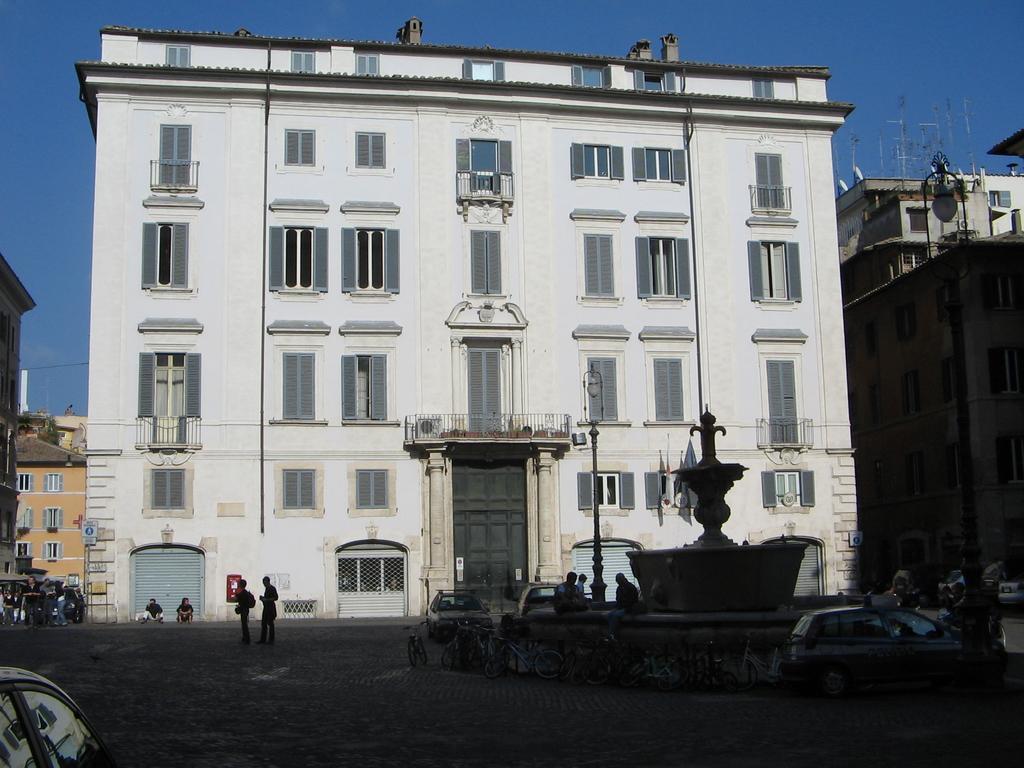 Appartamento Piazza Farnese روما الغرفة الصورة